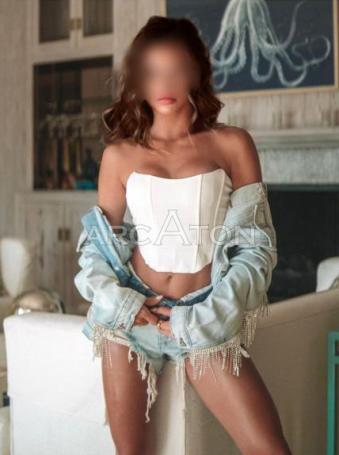 Foto 35 di Sylvia Escort Milano 3209457922